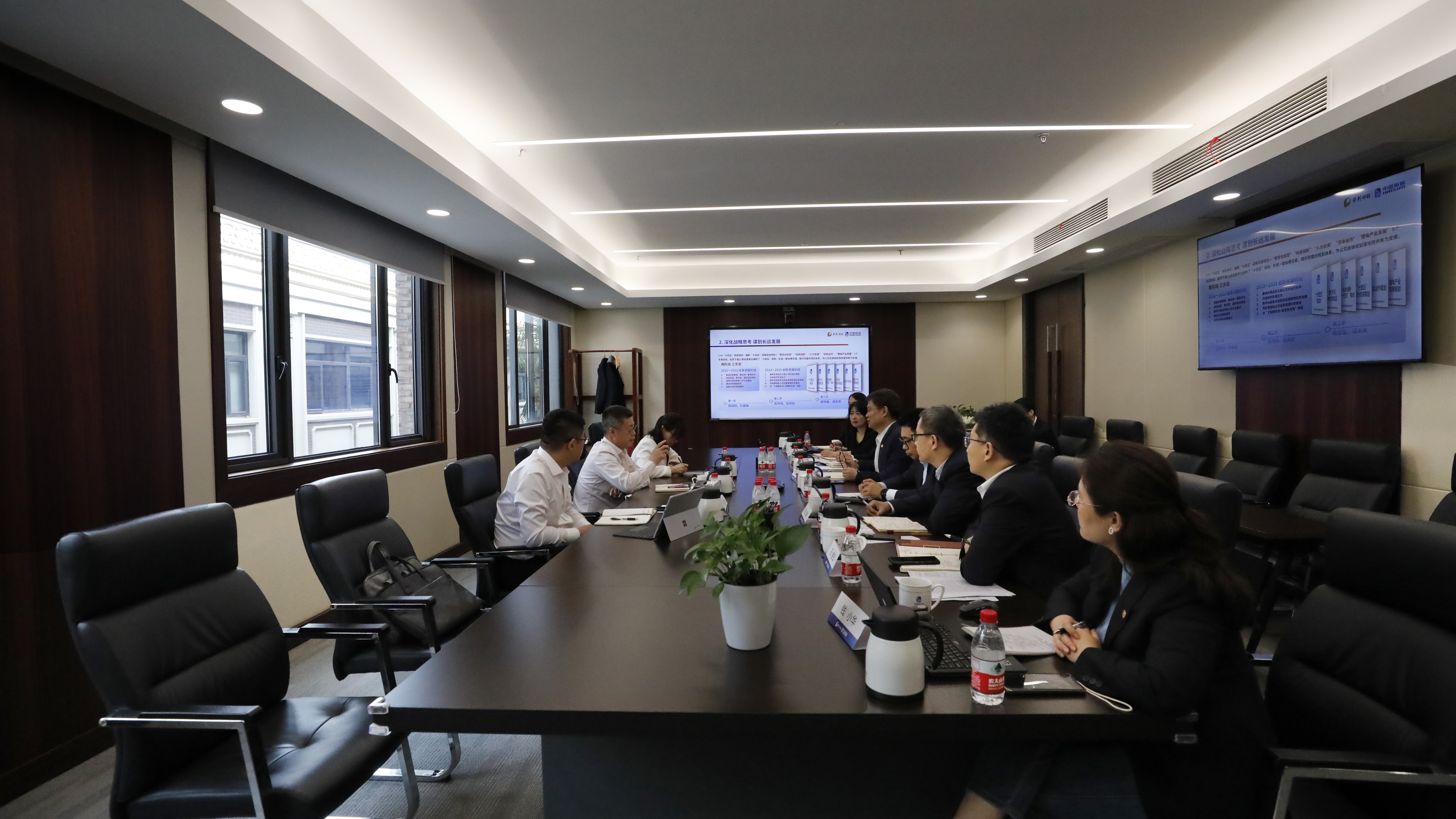 保利集團黨委常委、總會計師陳關中蒞臨中國海誠調研指導